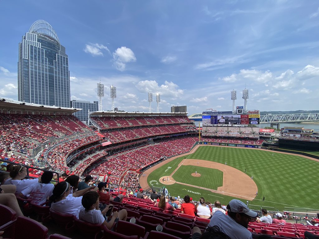 Daygamin’ 
and Daydreamin’ about
11 wins  in a row #GoReds