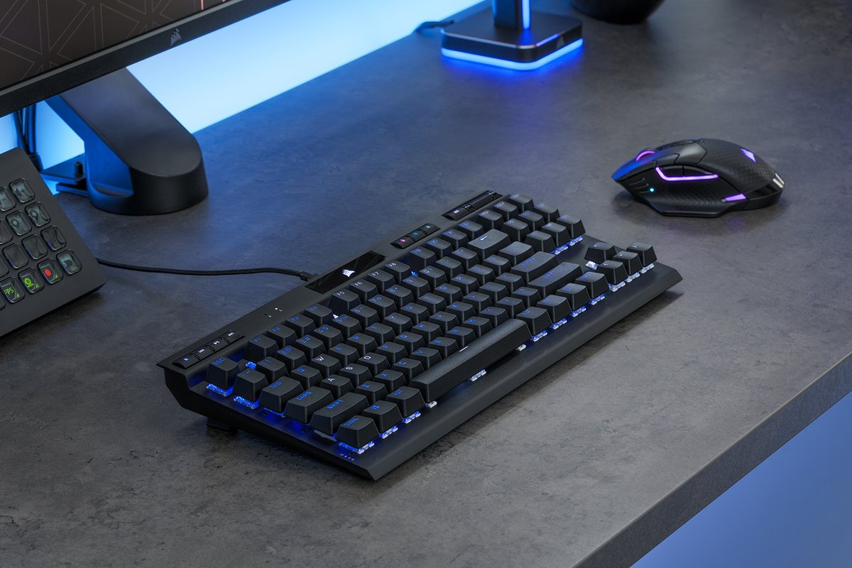 CORSAIR tweet media
