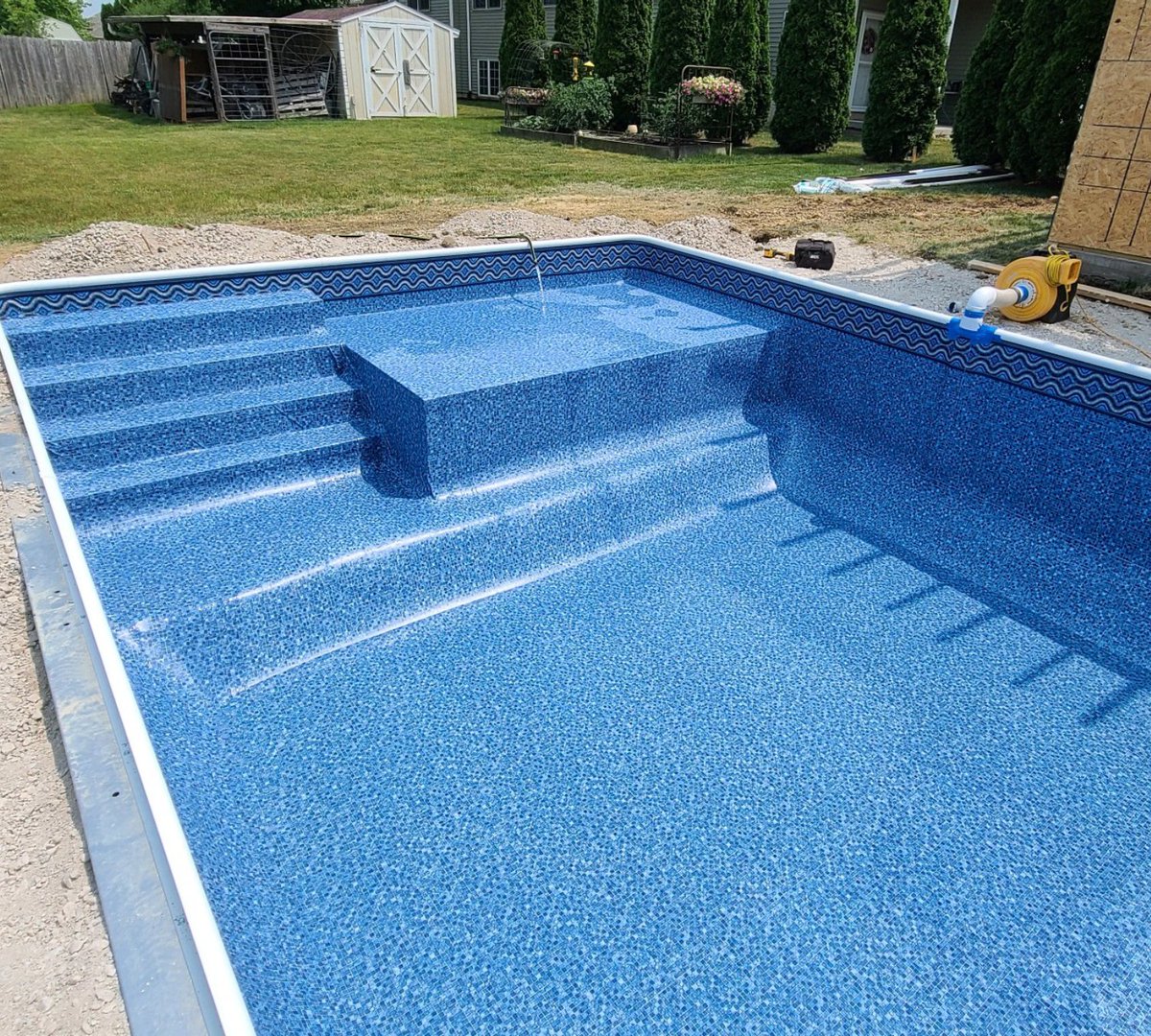 Happy first day of SUMMER!☀️ What better way to celebrate than dreamin' about new pools 😍

Shout out to Precision Pools for these awesome install shots! 🙌

#OAPP #FirstDayofSummer #Pool #Install
