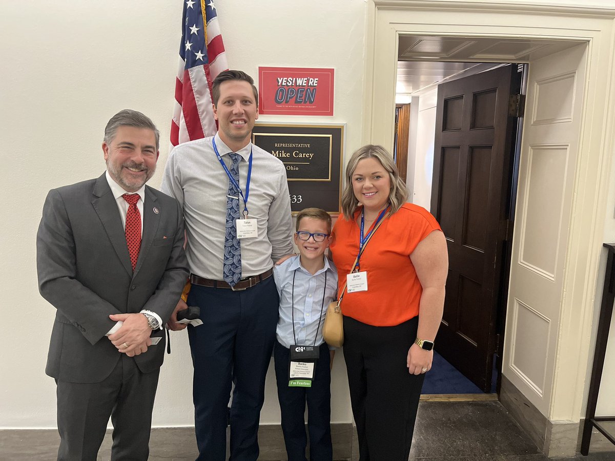 Kicking off #FAD2023 with a vote for Banks. Thanks to @RepMikeCarey for a great tour and being a champion for kids!