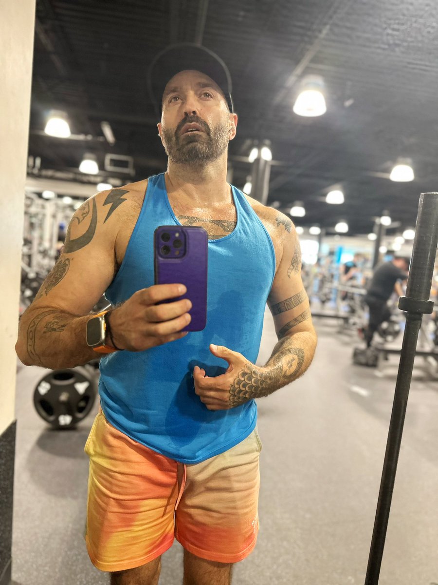 raulfaria's tweet photo. Stayin at it 💪🏼 https://t.co/EEVh5zM5jL