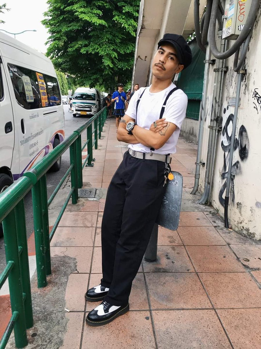 Donutnxp's tweet photo. 🤍🖤 https://t.co/xgh4bXrgJX