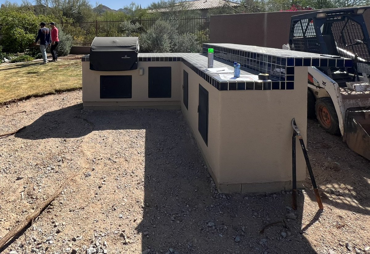 Krazy_Cat_Katy's tweet image. My 3D software really helps me visualize the design for the client. 

Before BBQ area resurfacing, the design of the BBQ resurfacing and after installation…

#amdesigning
#landscapedesign 
#PoolStudio #StructureStudios