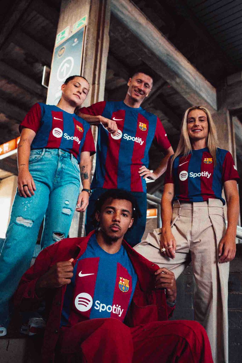 BarcaTimes's tweet photo. 🚨GIVEAWAY! We are thrilled to announce a chance to win Barcelona’s brand-new 2023/24 home jersey.

• To participate, LIKE and RETWEET this tweet
• Make sure to follow @BarcaTimes, @gutiifcb, and @Ctinfo_17

The winner will be announced on June 26th. Best of luck!💪🔵🔴 https://t.co/Z2Z3CKc2Pq