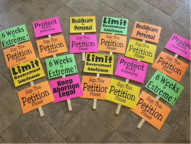 yes4florida's tweet photo. The signs are all around us - get ready to see #AbortionOnTheBallot in 2024! https://t.co/WkLtwq9efG