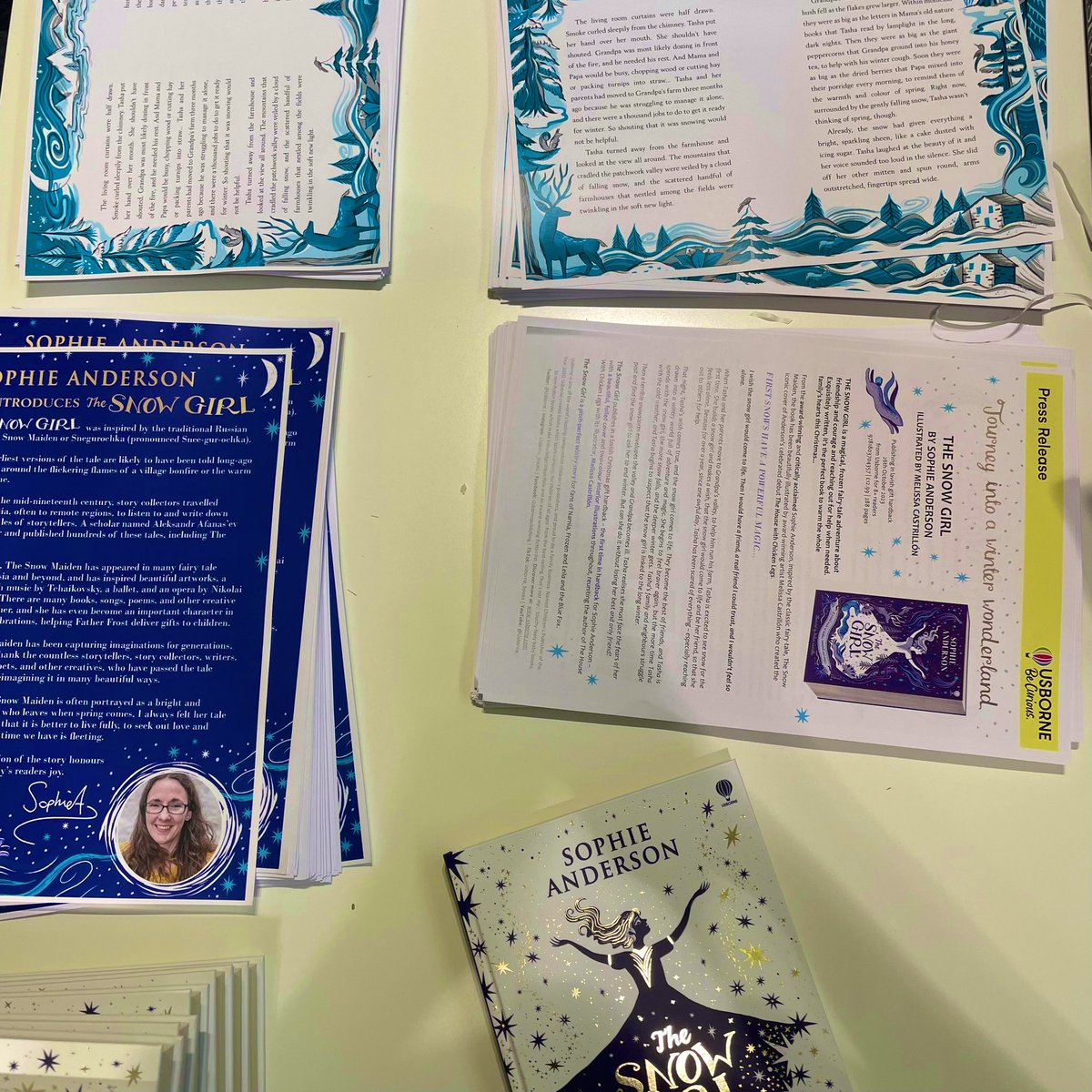 She was made of wishes, starlight, snowfall and magic… ❄️ 

Excited to share these HARDBACK PROOF packages with early readers 🤩 

Featuring signed bookplates, hot chocolate for you and a friend, @sophieinspace letter, and a sneak peek at @mv_castrillon’s artwork!

#TheSnowGirl
