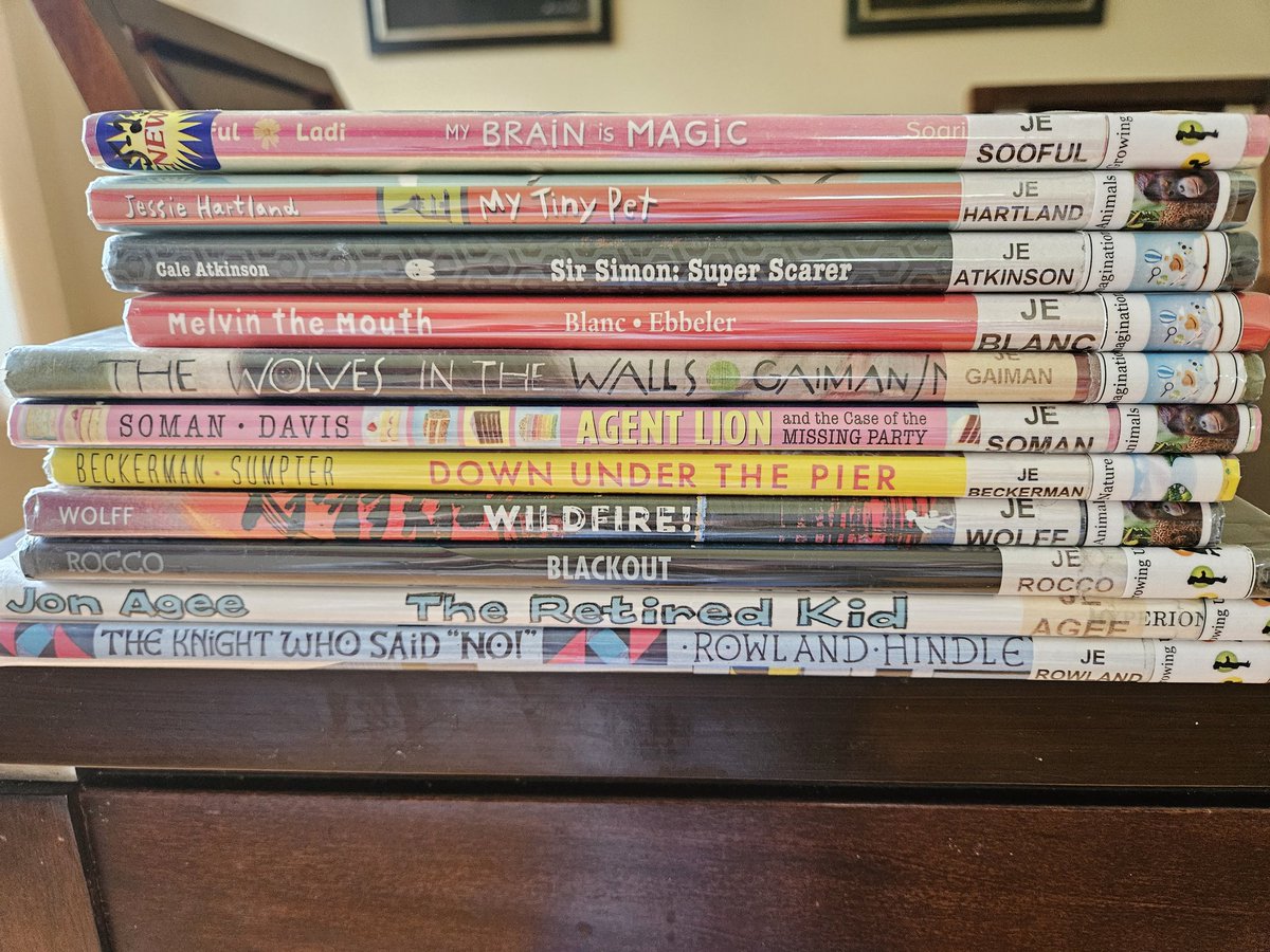 I don't know why this #picturebook stack is so short, but I intend to double it in about twenty minutes. #librarylove #scbwi #12x12pb @allison_rozo @rachel_shupin @BWalkerbooks