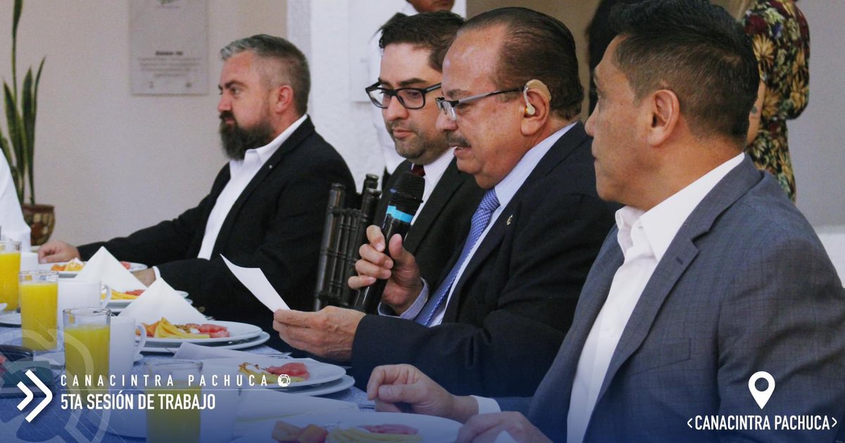 Aracnia_i's tweet photo. Tuvimos el honor de participar en la reunión de trabajo de @CANACINTRA_Pch, siendo una excelente oportunidad para compartir nuestra visión, logros y compromiso con el desarrollo de nuestro ecosistema de innovación.
#InnovarParaCrecer #DemocratizandoElConocimiento #ConectandoIdeas https://t.co/M0cXGiFc7I