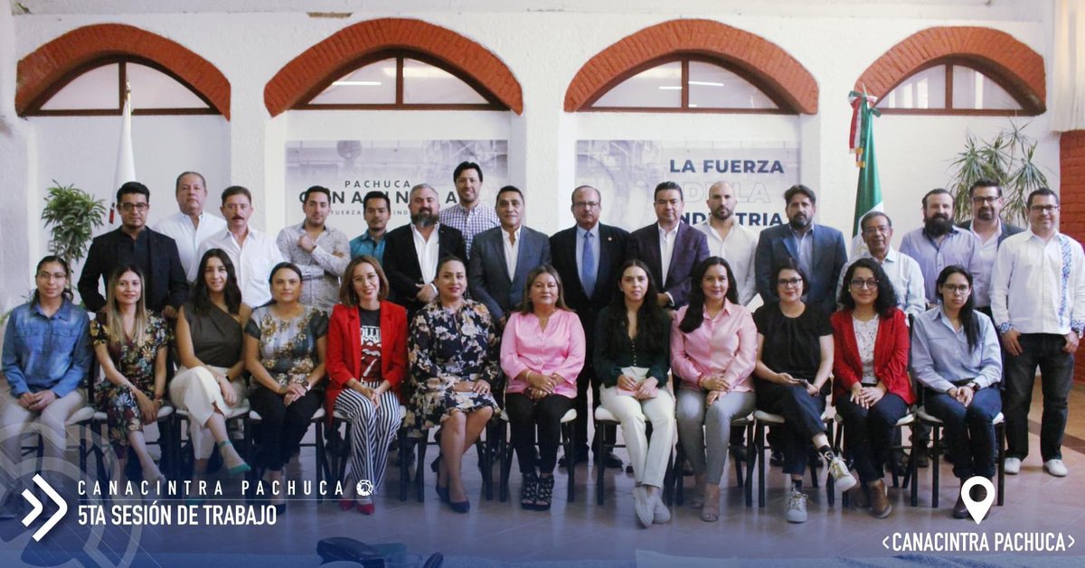 Aracnia_i's tweet photo. Tuvimos el honor de participar en la reunión de trabajo de @CANACINTRA_Pch, siendo una excelente oportunidad para compartir nuestra visión, logros y compromiso con el desarrollo de nuestro ecosistema de innovación.
#InnovarParaCrecer #DemocratizandoElConocimiento #ConectandoIdeas https://t.co/M0cXGiFc7I