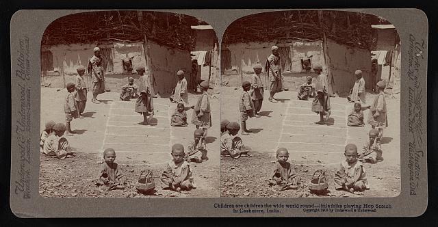 1903 :: Children Playing Langdi ( Hopscotch ) In Kashmir

( Photo -  @librarycongress )