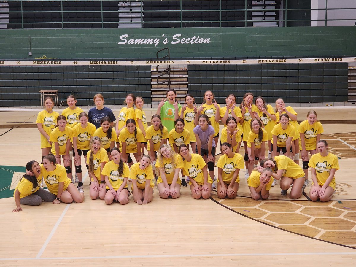 MGVBladybees's tweet photo. What a great camp! Thank you to all the campers who worked so hard this week! Go bees!! https://t.co/N3yp60fQVR