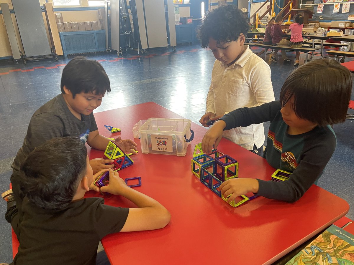GCSD_STREAM (@gcsd_stream) on Twitter photo Choice day for students <a href="/GCSD_Deasy/">GCSD_Deasy School</a> for their last STREAM class #STEMeducation #wearetheimpact Choice day for students <a href="/GCSD_Deasy/">GCSD_Deasy School</a> for their last STREAM class #STEMeducation #wearetheimpact