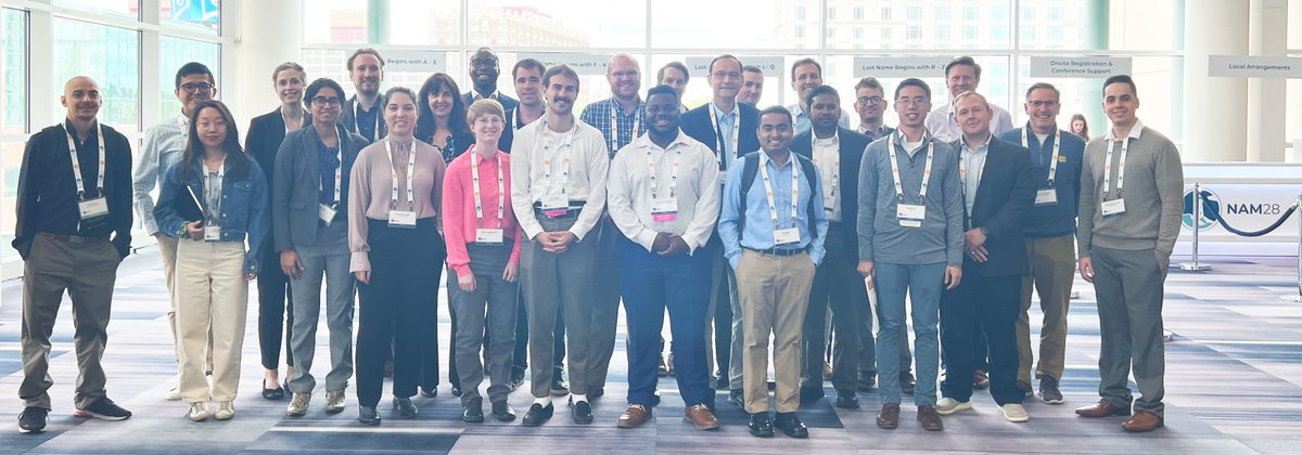 CISTAR students, faculty, alumni, and industry members together at @NAM28NACS! #NAM28 #catalysis