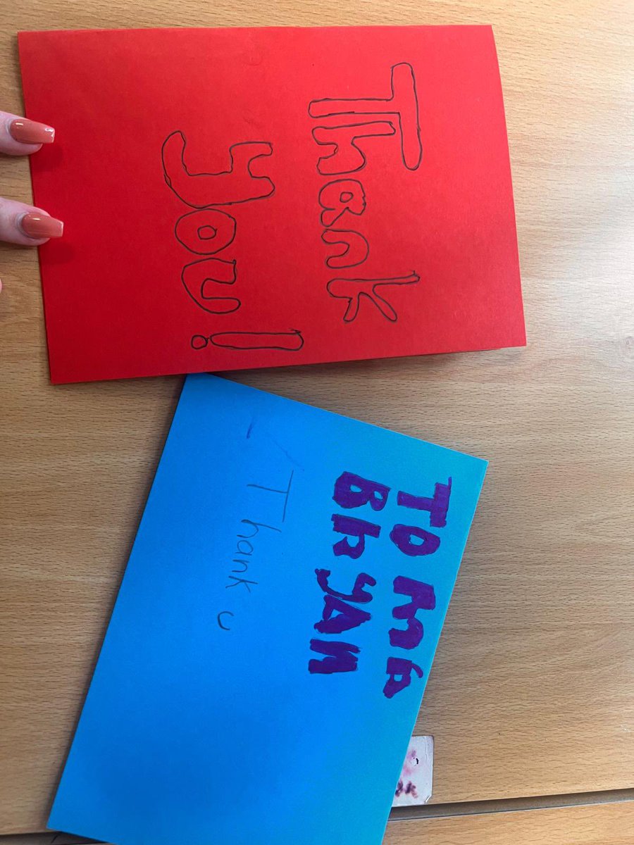 Explore 2 has had a fabulous day today making gratitude posters and cards for thank a teacher day! 😊

This afternoon students made obstacle courses and the class wrote a song for Miss Bhatti’s birthday! 🎂🎉

We are so proud of them! 

#ThankATeacherDay23 #TeamElements