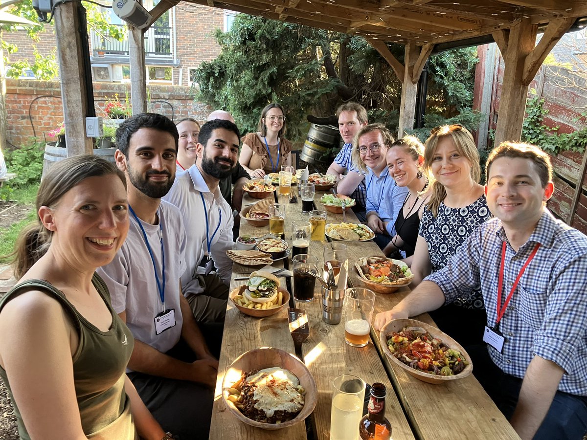 Karolina Werens (@karolinawerens) on Twitter photo Raising glasses 🍻 to the second day of the Radiocarbon and Diet conference in #Oxford <a href="/OxRadiocarbon/">Oxford Radiocarbon Accelerator Unit</a> Raising glasses 🍻 to the second day of the Radiocarbon and Diet conference in #Oxford <a href="/OxRadiocarbon/">Oxford Radiocarbon Accelerator Unit</a>