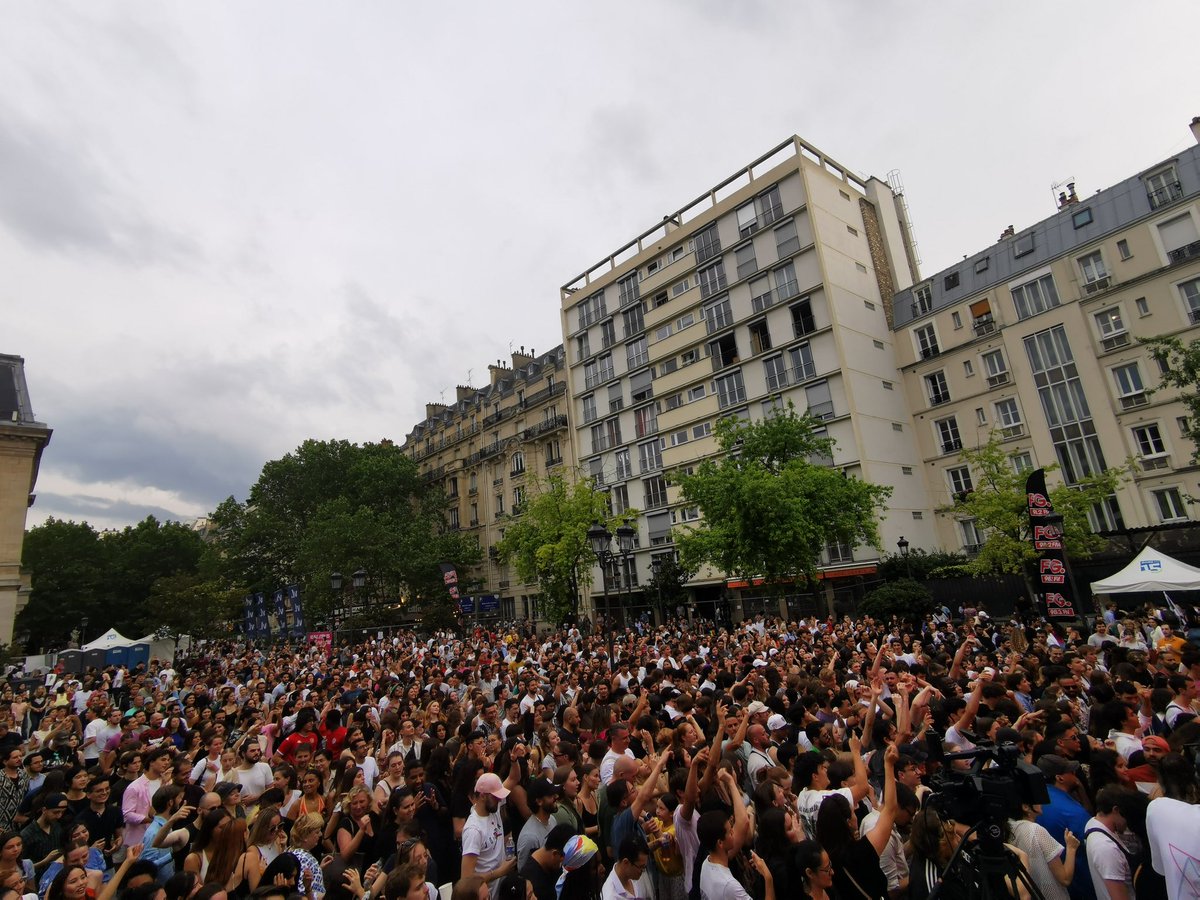 Mairie du 15 tweet media