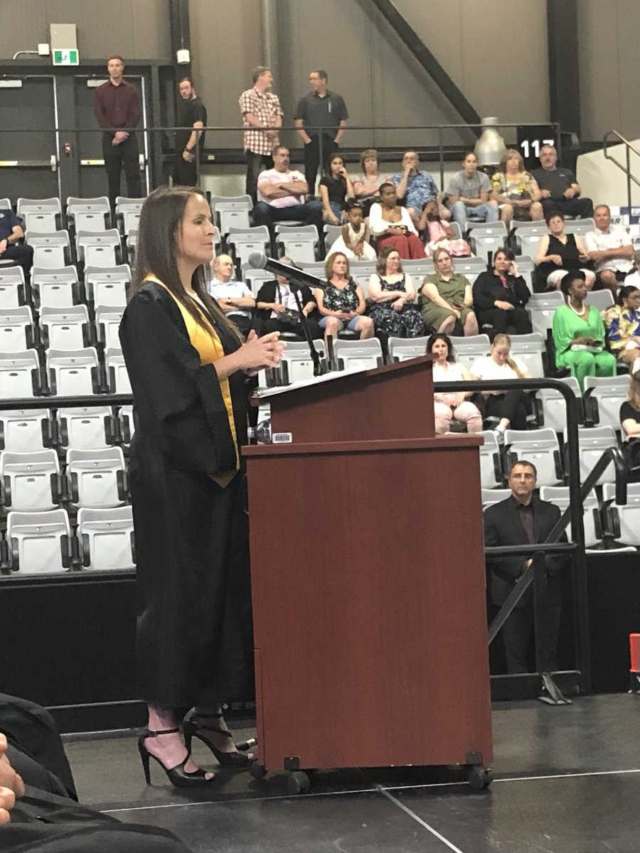 <a href="/myl3ne_roy/">Mylène Roy</a> nous parle de son cheminement personnel et des occasions de grandir qu’elle a saisies au fil du temps. Elle invite les finissants et finissantes à faire de l’apprentissage continue un pilier de leur vie. <a href="/CCNBOfficiel/">CCNB</a>  #CCNB2023