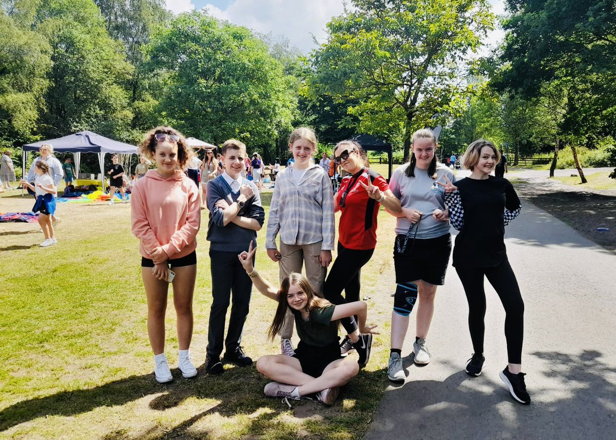 Hands2Hear tweet media