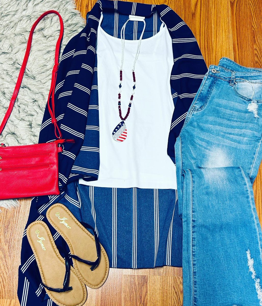 July 4th outfits 💙🇺🇸❤️ 

We’re open Wednesday til 5pm, Thursday 12-7, Friday 12-5, Saturday 10-2! 

📍4 East Main Street, Pittsboro, IN
sugarbabesboutique.net 

#shopSBB #boutiqueshopping #july4th #america #cuteclothes #localboutique #inhendricks #pittsboroindiana