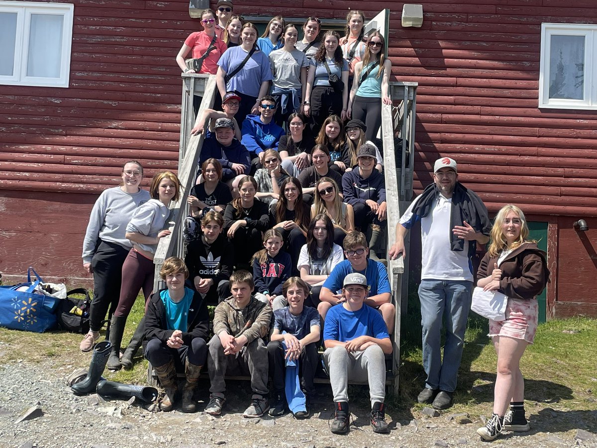 Ms Tissel tweet media