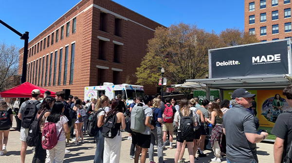DeloitteUS's tweet photo. Through the #DeloitteMADE commitment we've worked to reimagine the #accounting profession for over 2,500 students across the country. @OhioState @FisherOSU @uarizona @UHouston @PVAMU @_HamptonU @DelStateUniv https://t.co/g533jMz0bC https://t.co/YrfM327m2n