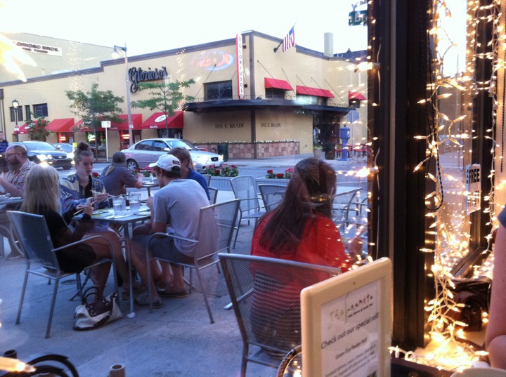 Thainamite's tweet photo. Catch a tan this summer on our awesome patio! ... https://t.co/SfryFGgNpY
