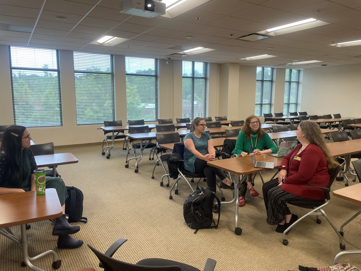 We had a great networking session this morning despite the soggy weather!Wonderful conversations around blended learning implementation in Western North Carolina! Thanks to <a href="/TericiaEller/">Tericia Eller</a> for joining us today.<a href="/NCRethinkEd/">NCRethinkEd</a> <a href="/BuncombeSchools/">Buncombe Schools</a>