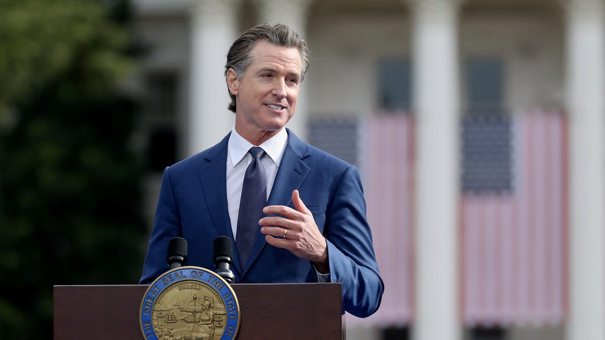 California Governor Proposes Rolling Back Police Transparency dlvr.it/Sr286N