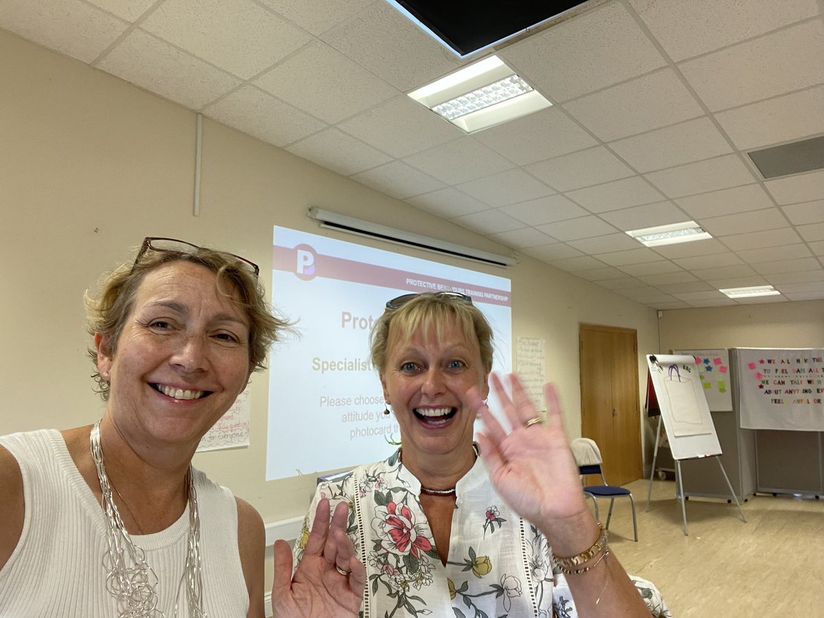 ann_seal's tweet photo. What a lovely two days back in Cornwall completing a #ProtectiveBehaviours #SpecialistPractitioner training with some motivated and inspired/inspiring colleagues @HeadStartKernow @SallyAnnHart @PBTrainingUK https://t.co/FL7AOzo7oT