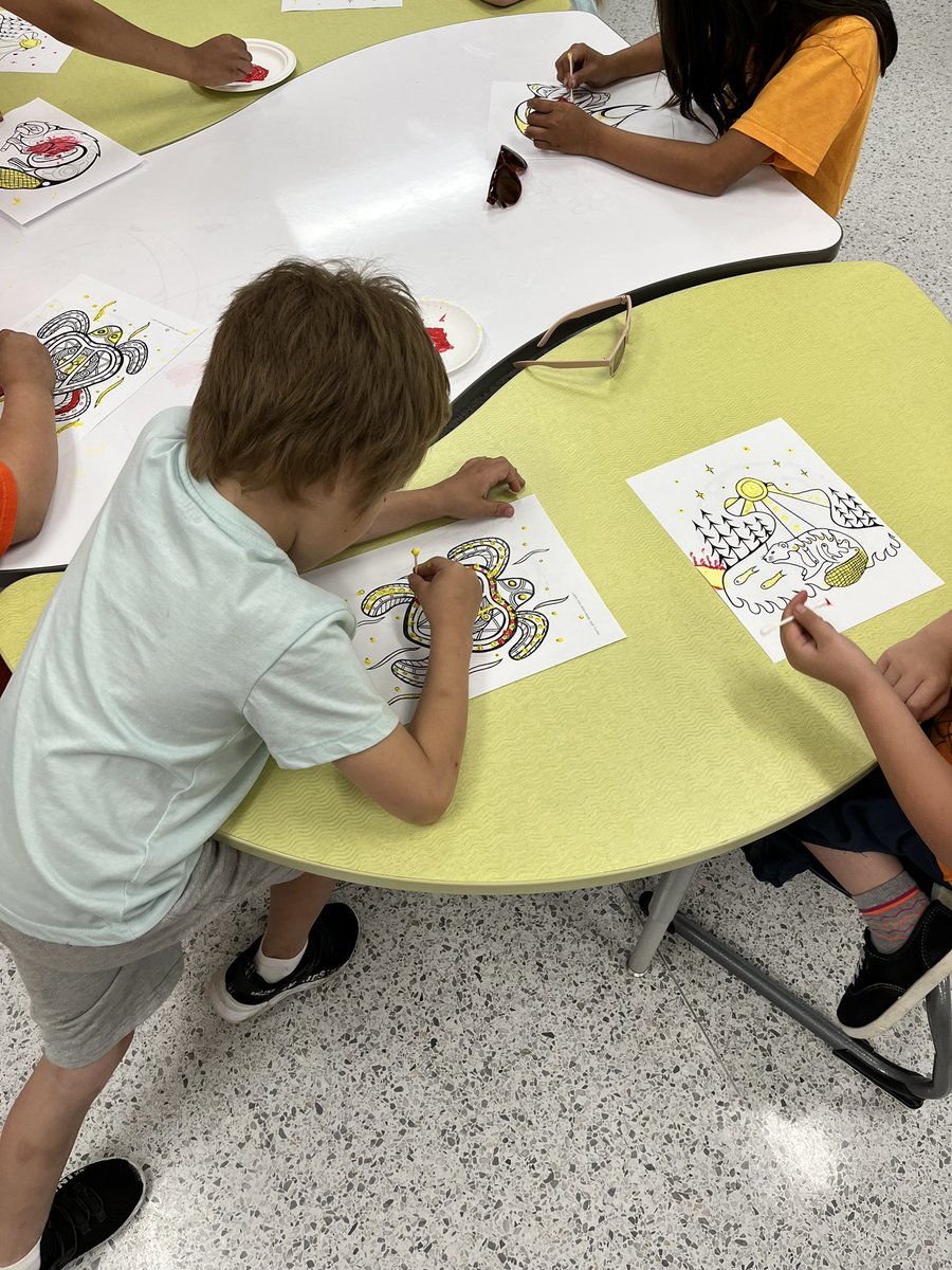 We had so much fun celebrating National Indigenous People’s Day with our  <a href="/Connaughtcomets/">Ecole Connaught</a> students! #IndigenousPeoplesDay