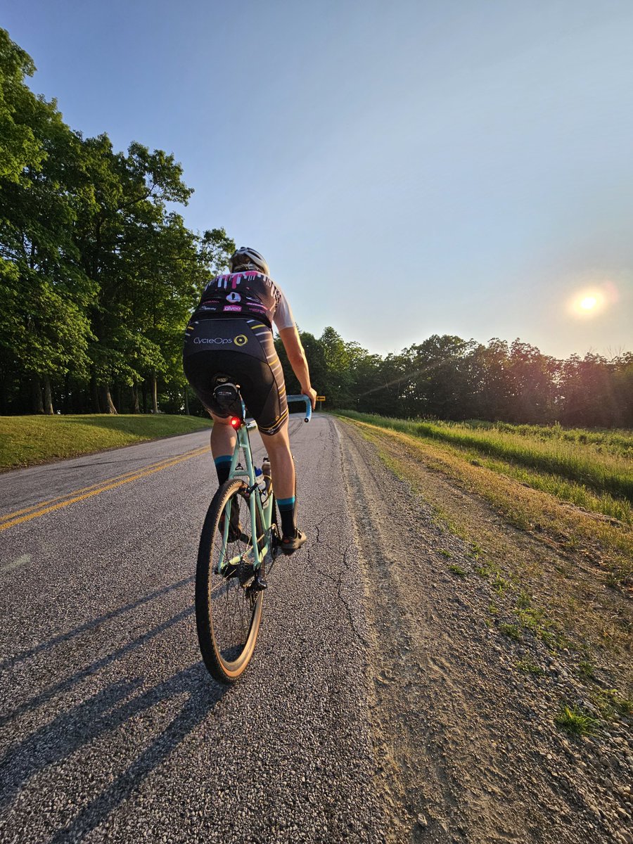 Here's to adventures on the longest day of the year. Happy summer solstice from the Planet Bike family to yours.

#summersolstice
#adventurebybike 
#betterproductsbetterworld 
#optoutside