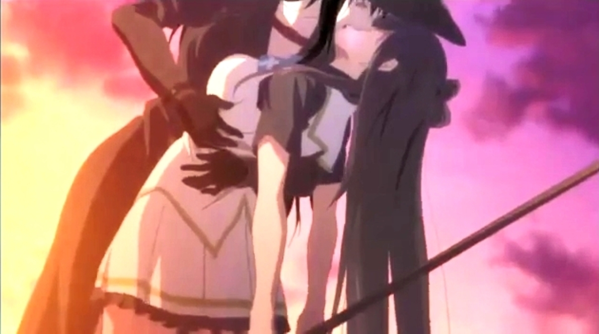 fetish_zeus's tweet photo. 百合も感じるキスドレインは、大変そそられる。不意をつかれた「えっ！」という表情も最高で、全身を抱きかかえて吸収する構図も、たまらない。アニメでは、ビクビクッと痙攣し、腕から武器が消滅するのも、脱力している感があってエチすぎる展開。あらゆるヒロピンの中でも、最高峰のドレインキッス。 https://t.co/S2hNqIGaGE