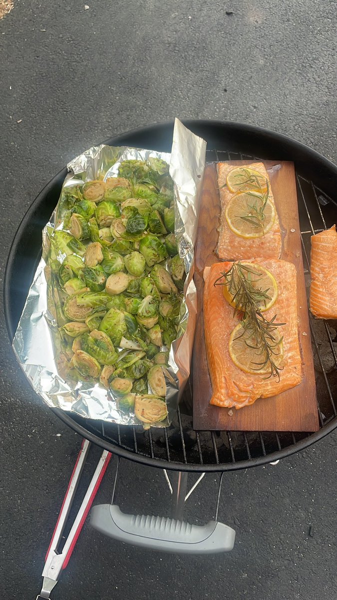 B_Buchs's tweet photo. Dinner time!!!! https://t.co/3aMGJcPReU
