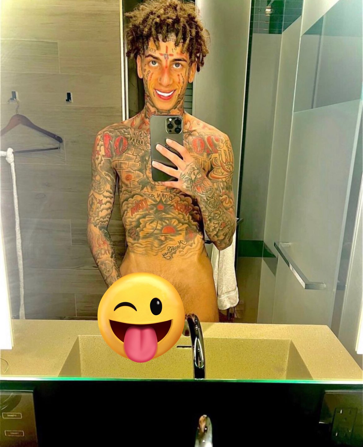 leakedtiktokers on X: island boy leaked (dm for more content: Darrell  jones, Romeo twink, Jordan Powell, Tony Lopez, Alejandro Rosario, Jakipz,  joshmloz, jordan johnson, bunnybaddy13 islandboyflyy trxisxtanx and others)  t.coiWgxmMUccP  X