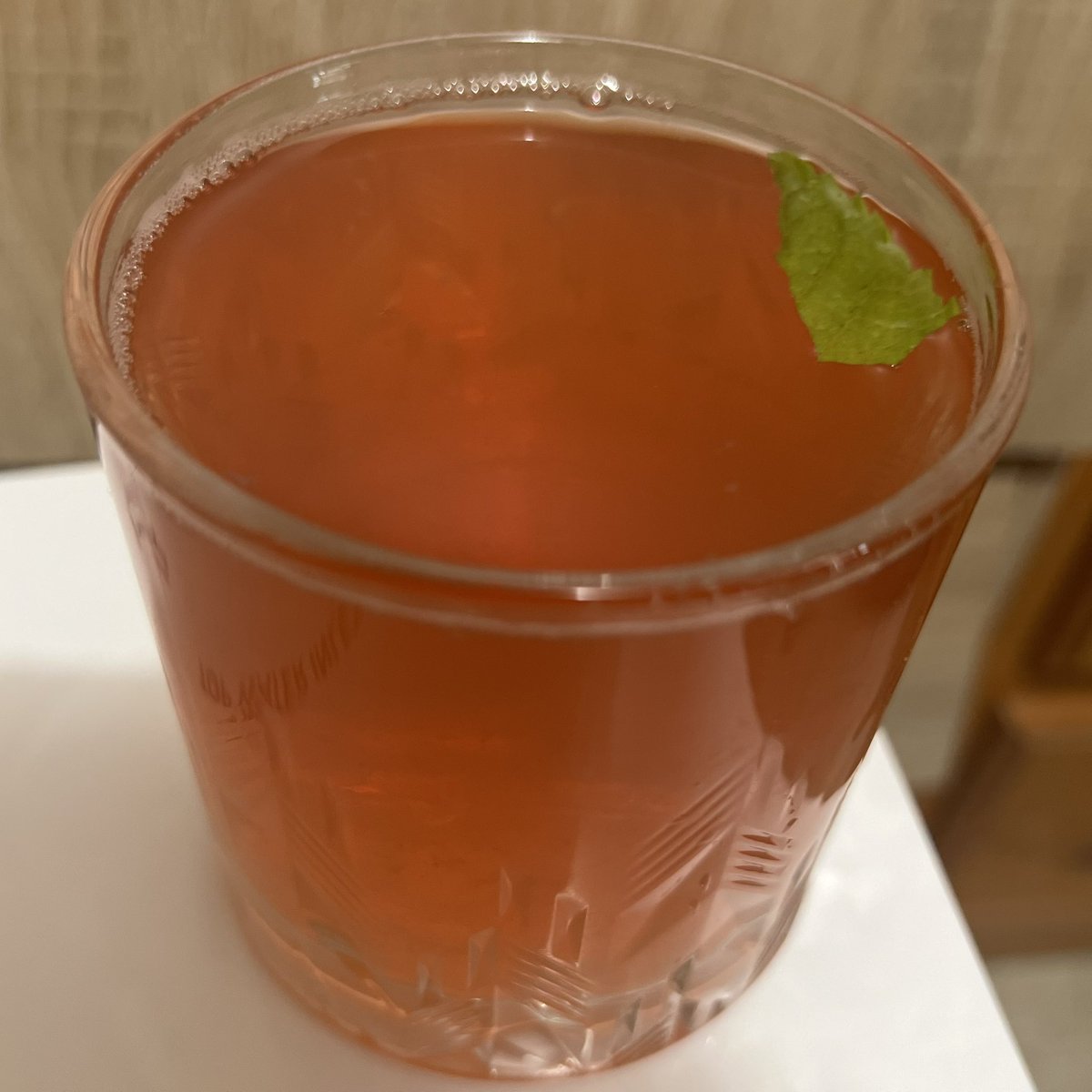 ffxiv_luca's tweet photo. Here it is! 🍓

Thoughts: It tastes decent but the strawberry flavor is over powered by the mint. May be better with alcohol? Can’t taste much to the tea but sprite might’ve been better than just soda water just for a different flavor touch. Otherwise a 7/10! #ff14 #ffxivcookbook https://t.co/LD8WBkHlIg