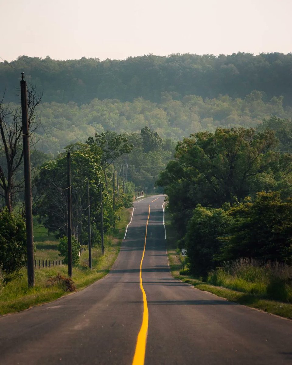 The open road (Instagram:cmsmolenaars)

#HamOnt #Hamilton #BurlON