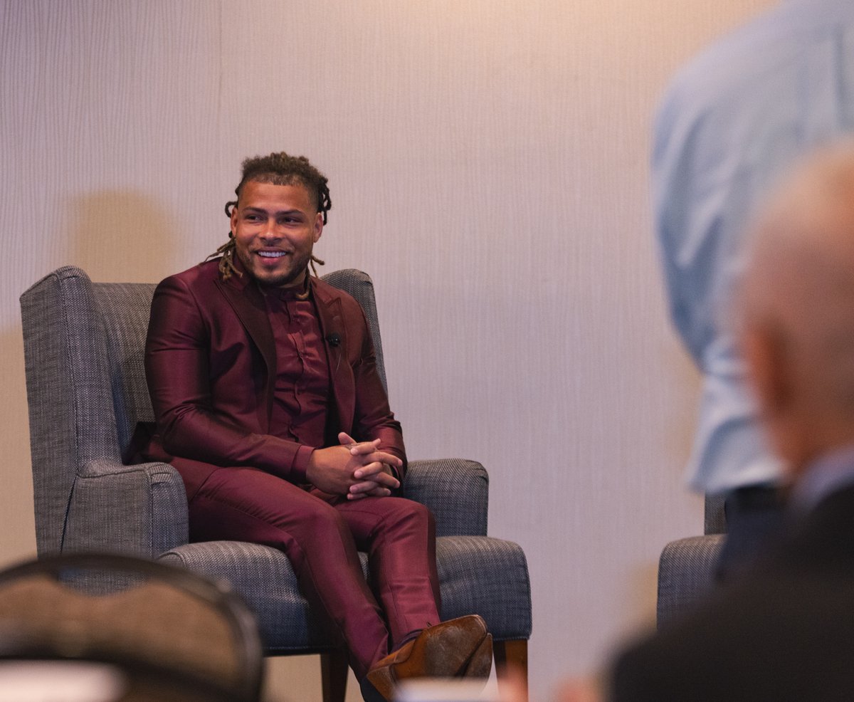 Saints's tweet photo. This year’s keynote speaker for the Universities of Louisiana Black Male Summit @mathieu_era⚜️ speaking on the people he surrounds himself with, how he views success, and his “why” behind being so involved in the community. Thank you Tyrann!

📸https://t.co/e9X4sFWzNB https://t.co/wJLmLSpETu