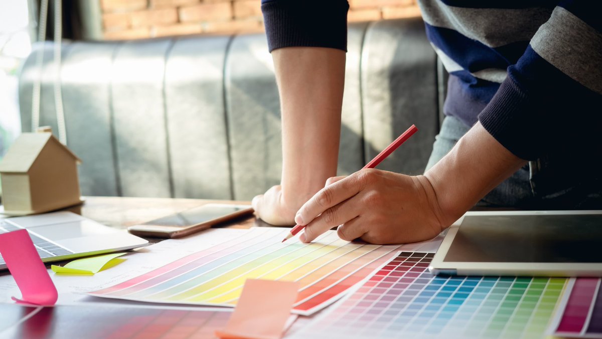 Want to differentiate yourself from your competitors and build trust and loyalty with your customers? Check out our blog on why branding is essential for startups: artemia.com/blog_post/star… #branding #startup #marketing