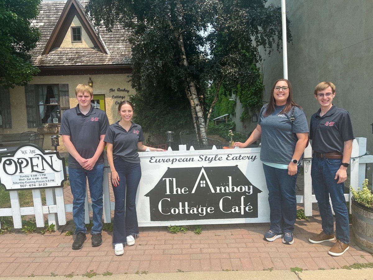 EasyAutoInc's tweet photo. Alli, Tallin, Aaron, and Eden visited Protein Sources last week to see a feed mill in action. Before returning to Welcome, the group made a stop at The Amboy Cottage Café for lunch. This little gem had homemade, fresh food and pie which was amazing! https://t.co/DrEmFaL7k6