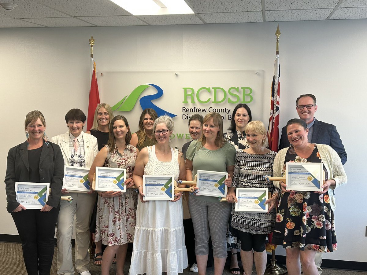 👏🏻🍏Fabulous to recognize these outstanding individuals at the first ever Employ Recognition Awards Ceremony @RCDSB!🍏👏🏻