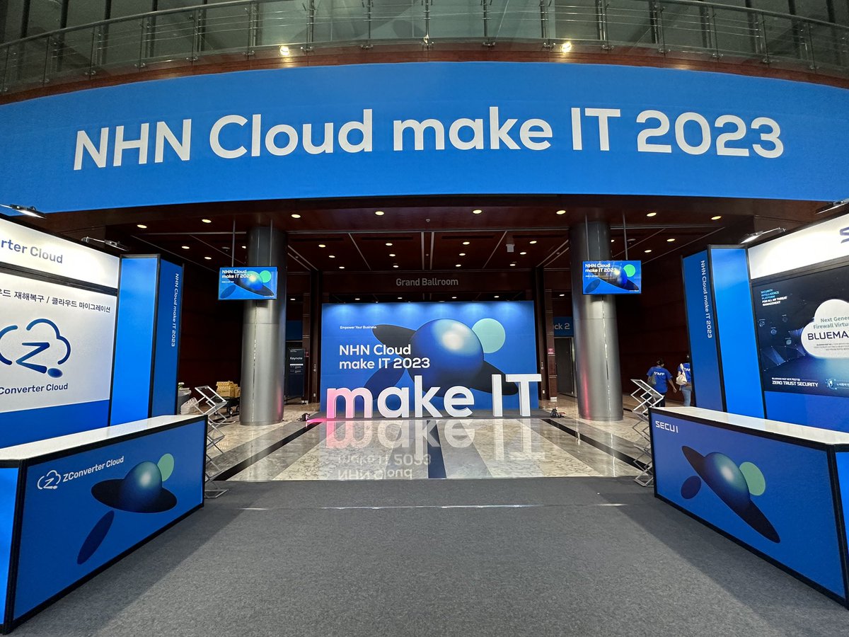 nhncloud's tweet photo. [D-Day: NHN Cloud make IT 2023]  

드디어 오늘! 국내 대표 클라우드 콘퍼런스 NHN Cloud make IT 2023에서 비즈니스에 이로운 클라우드의 진짜 가치를 확인해 보세요!

- 등록 시작 시간: 6. 22.(목) 오전 9시부터
- 장소: 삼성동 코엑스 그랜드볼룸&amp;아셈볼룸 

#NHNCloudmakeIT #클라우드콘퍼런스 https://t.co/lt5LHR4PdK