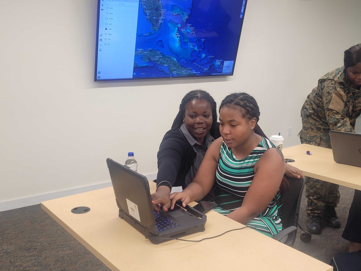 PDC_Global's tweet photo. We'd like to send our colleagues in The Bahamas a big congratulations for a job well done on the DisasterAWARE train-the-trainer session! We take great pride in seeing a new generation of #DisasterAWARE trainers delivering training to a classroom full of fellow Bahamians. 

The new trainers include personnel from the Ministry of Disaster Preparedness, The Bahamas National Geographic Information Systems, the Royal Bahamas Defense Force, the Ministry of Health, the Department of Meteorology, and the University of The Bahamas. 

#saferworld #bahamas #BahamasStrong @nemabahamas