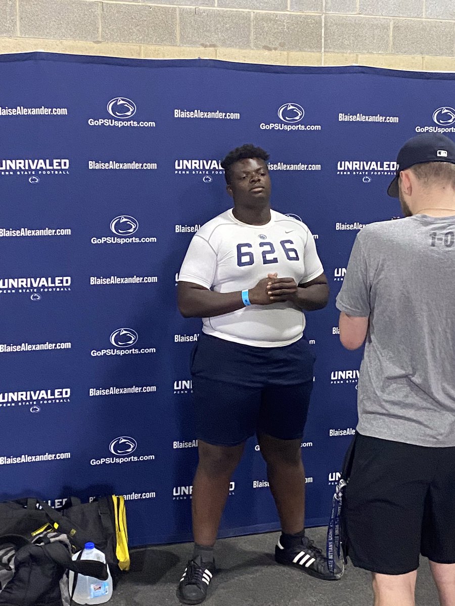 Enjoyed My day at Penn State today. Got some great Coaching by @CoachTrautFB and heard some great advice from @coachjfranklin. Hopefully we can further relations past today. #GoLions #NittanyLions @DBarnes_18 @PennStateFball @PennState