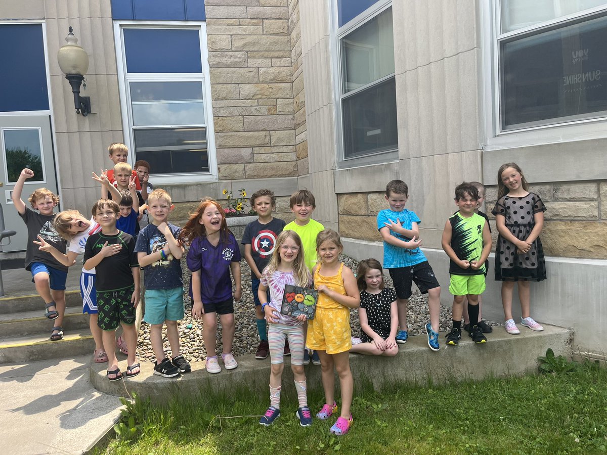 MeredithFreida's tweet image. Adding to the Mrs. Freida rock pod! ❤️ I love traditions with students!