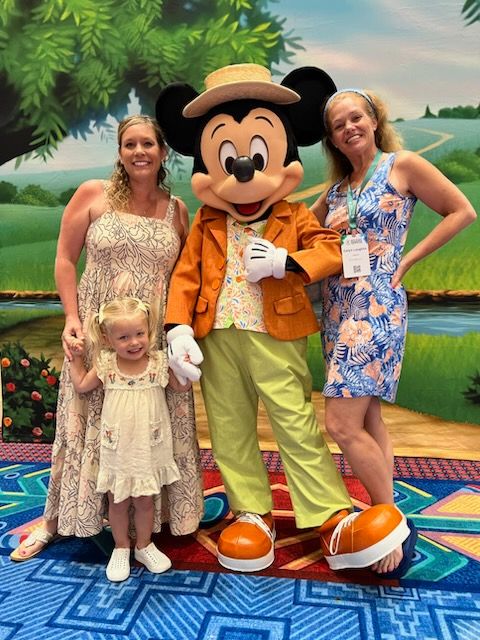 HippieChic712's tweet image. Look who joined our @Crosspointe_El family!! MickeyMouse! @AnnmarieDilbert @Chapman_McCrae  #BE2023 #Marzano