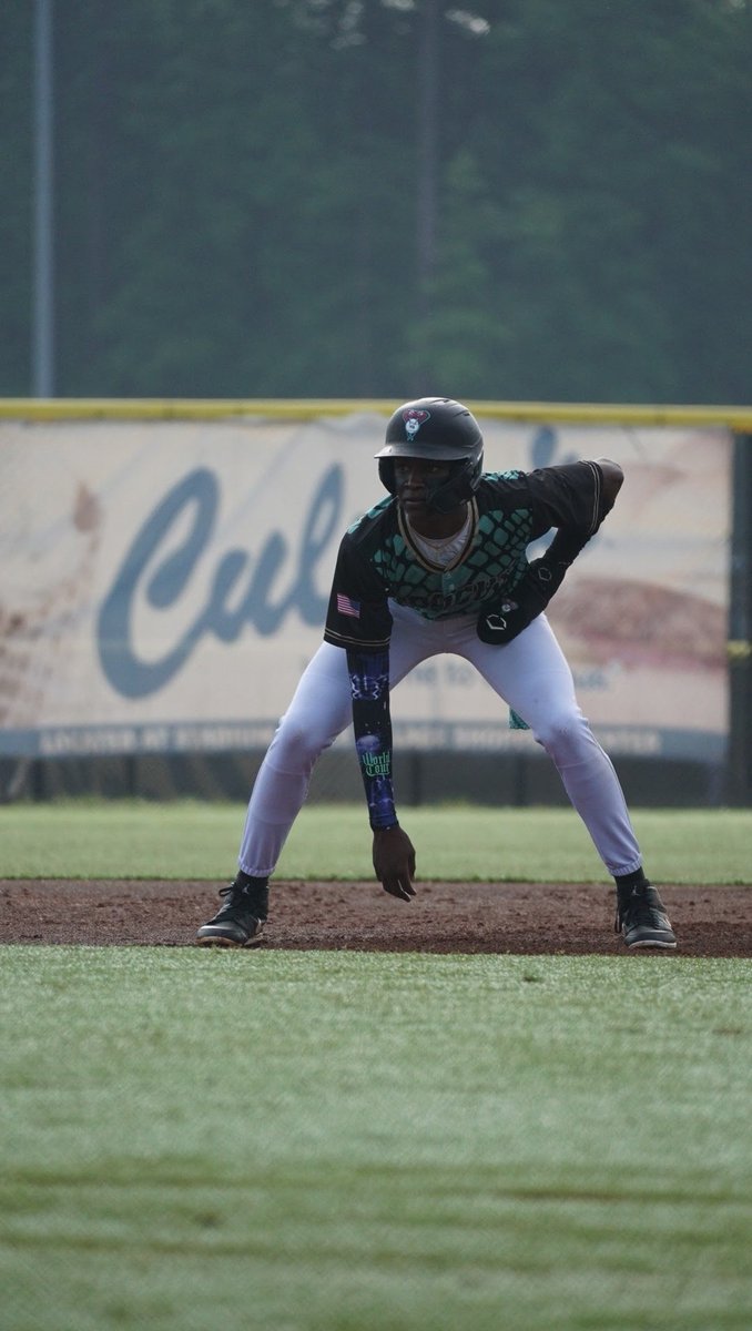 DexterMcCleon_1's tweet photo. The Team put in work in Hoover last weekend. Everyone definitely got better. @TgDbacks @PGYouthBB @PG_Georgia https://t.co/ygqVvFu1Vz