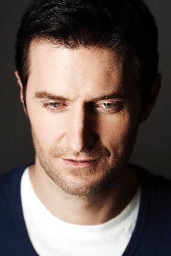 Pleasant night 💙🤍💫😴

#RichardArmitage