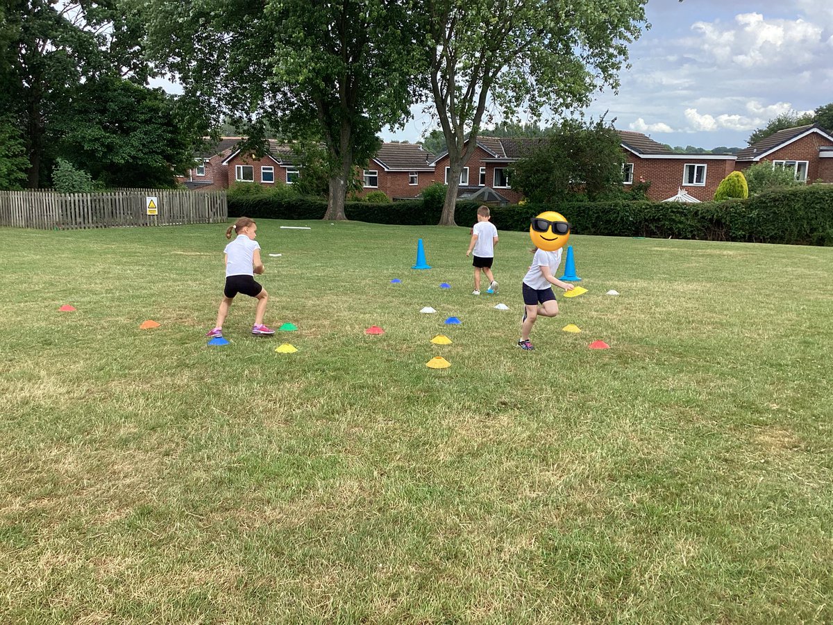 IPMATTowngate's tweet photo. In todayโs lesson, year 1 have been improving their athletic development, they have enjoyed taking part in different races and working as teams #year1TPA #peTPA https://t.co/MFg8FjQf3b