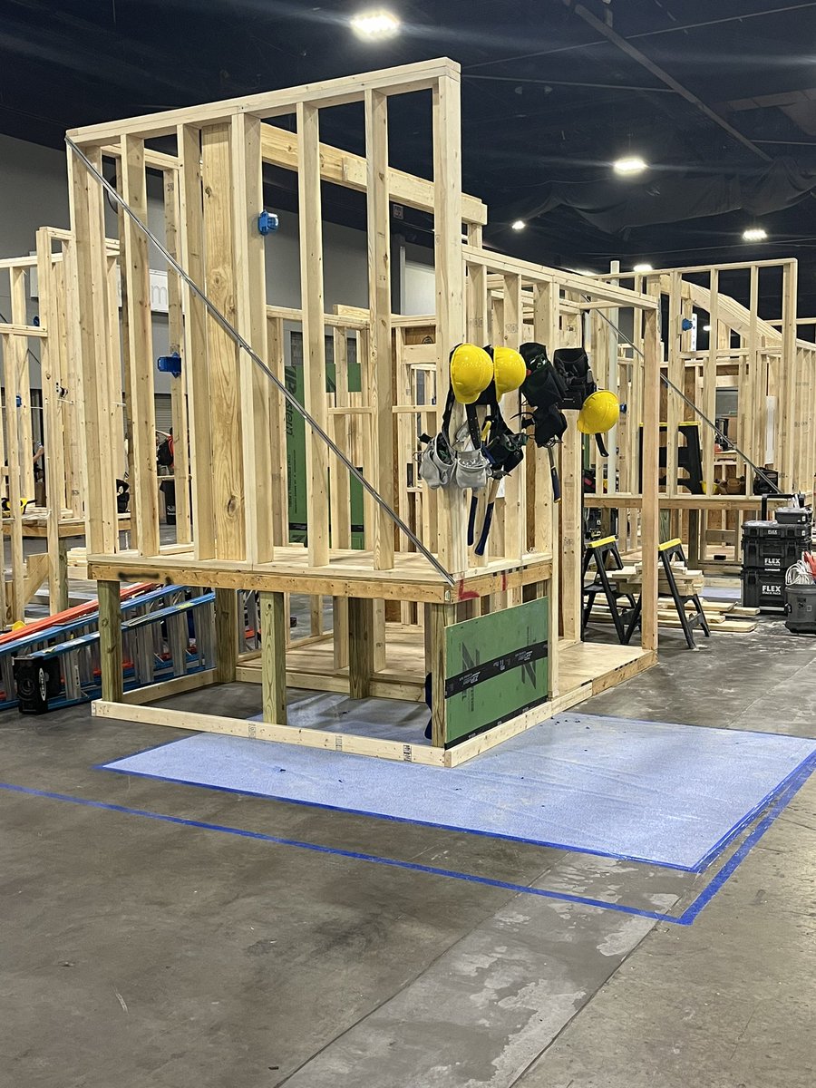LCCSshop's tweet photo. Day one progress. https://t.co/8H8XWxHgrR