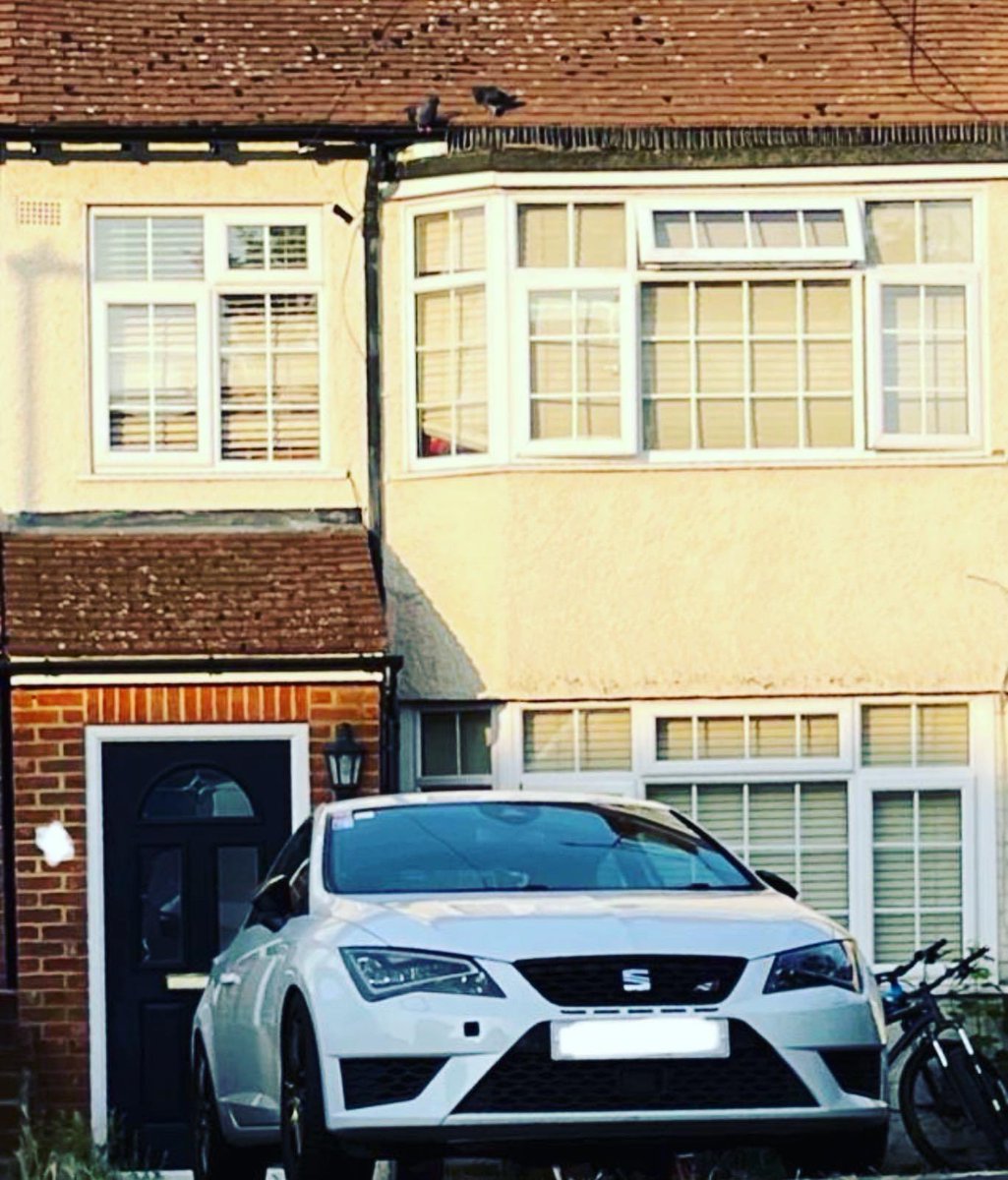 YPSPltd's tweet photo. We are delighted to announce YPSP’s latest rental acquisition - which has been sourced to meet our client’s increasing demand for contractor accommodation. Offer submitted and property secured within a few hours of our viewing this morning 👍 #Property #Hertfordshire #CompanyLet https://t.co/FvE0rQM4sJ